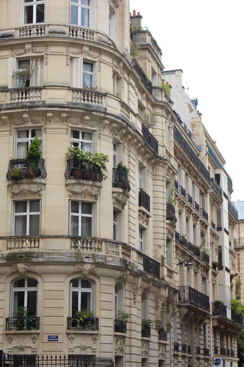Hausfasade-Paris